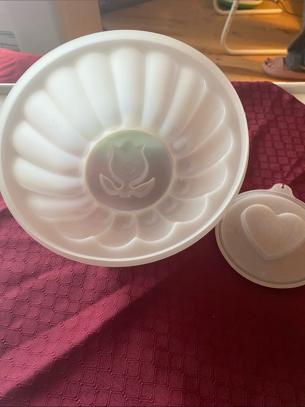 Translucent Tupperware Jello Mold - Tulip and Heart Mold Set